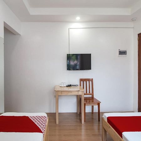 Oyo 777 Rn Guesthouse Моалбоал Екстер'єр фото