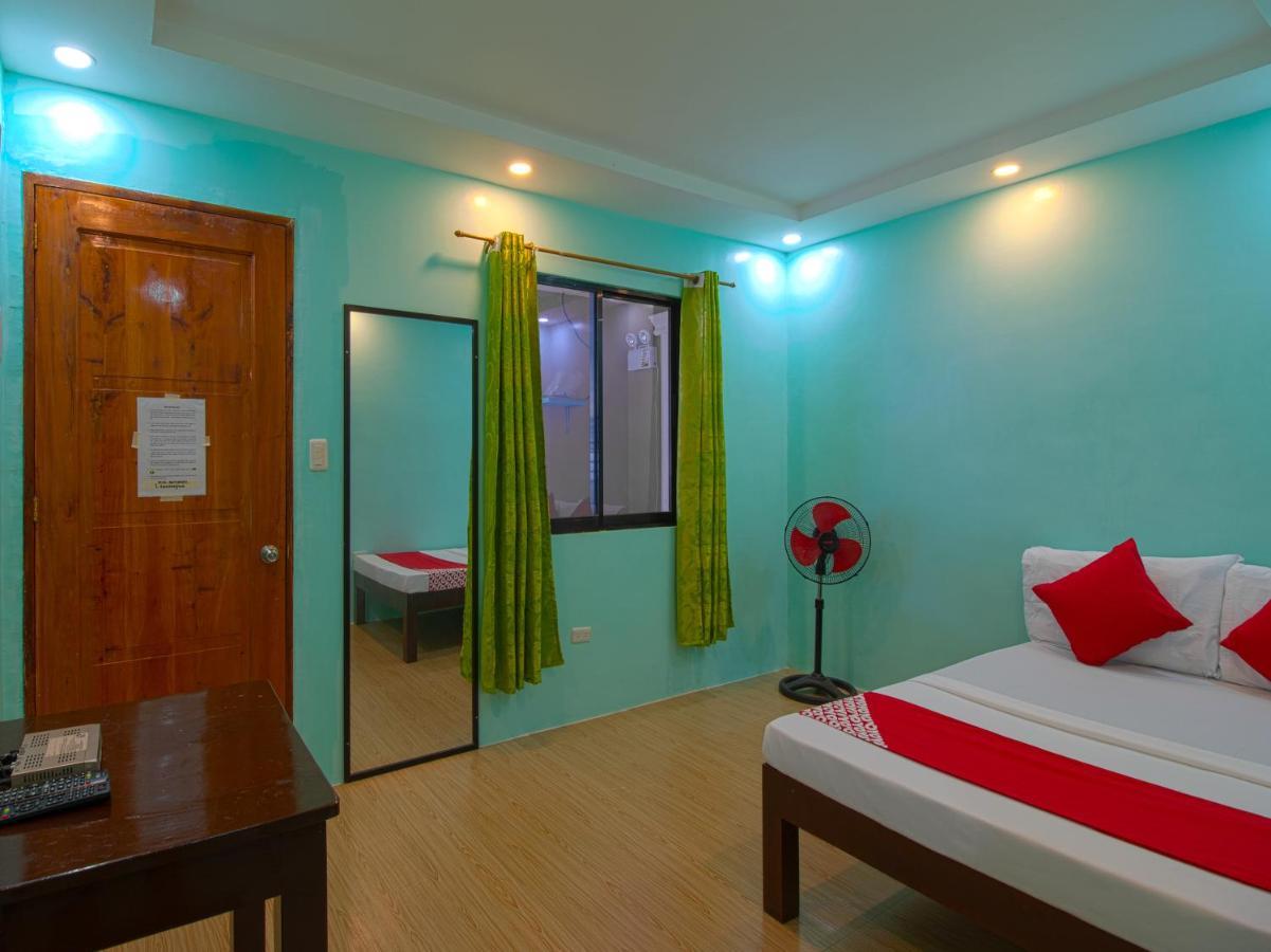 Oyo 777 Rn Guesthouse Моалбоал Екстер'єр фото