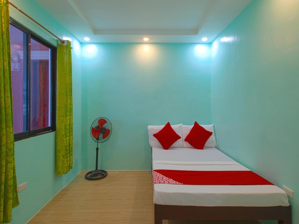 Oyo 777 Rn Guesthouse Моалбоал Екстер'єр фото